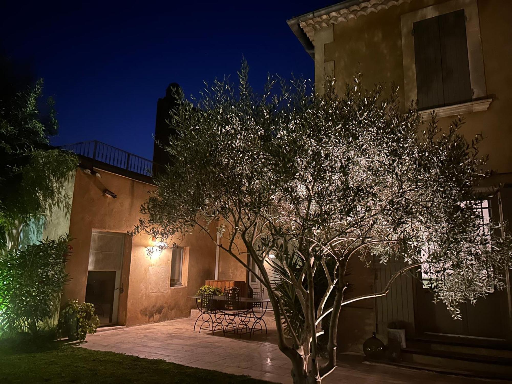 Les Tilleuls Cavaillon Exterior foto
